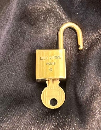 Louis Vuitton Brass Lock and Key Set #207