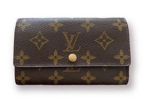 Louis Vuitton Porte Monnaie Tresor Wallet Monogram Canvas Authentic - $265  - From Anna