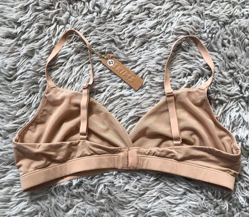 SKIMS Fits Everybody Crossover Bralette in Clay M Size M - $45 New With  Tags - From Matilda