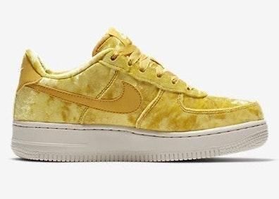 nike air force 1 lv8 velvet gold