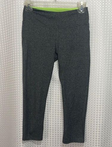 Marika Sport PERFORMANCE CAPRI, HEATHER GREY *XSmall. Gray Size XS - $20  (97% Off Retail) - From Amanadyunique