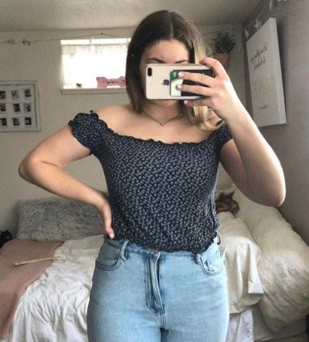 Brandy Melville Off The Shoulder Top Blue - $10 (71% Off Retail) - From  Becca