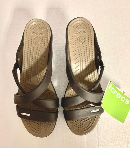 Crocs Cyprus Expresso/Mushroom Heels Brown Size $42 - Yesenia