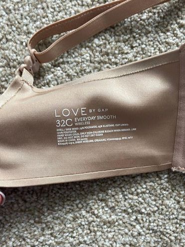 Gap T-shirt Bra Tan Size 32 C - $22 (47% Off Retail) - From Olivia