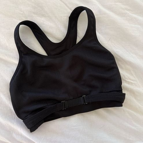 Patagonia Clip Front Black Wrap Sports bra size large - $24 - From Thriftie