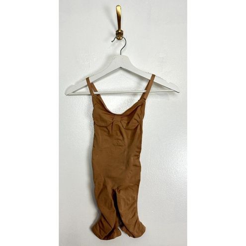 SKIMS, Intimates & Sleepwear, Skims Seamless Sculpt Mid Thigh Short  Sienna Brown Color Size Smallmedium