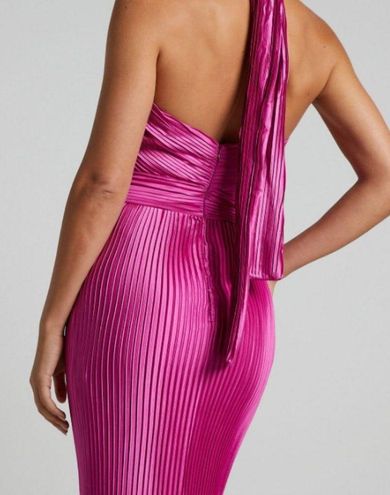 Marlette Midi Dress - Pleated Open Back Halter Dress in Grape