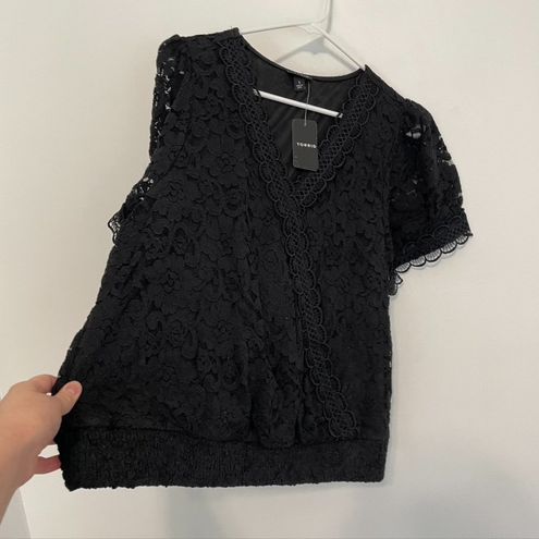 TORRID TOP SHIRT BLOUSE Stretch Lace Surplice Crop Black NWT Plus