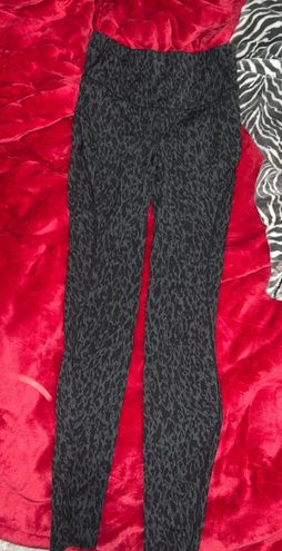 Lululemon Athletica Camo Black Leggings Size 4 - 46% off