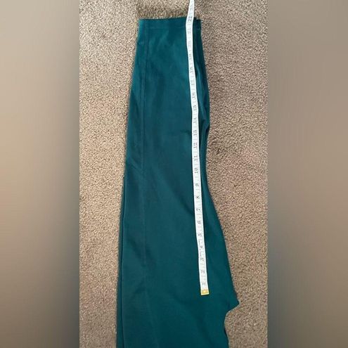 Yogalicious NEW Woman's forest green yoga capri leggings size XL