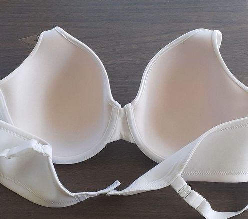 Vanity Fair Body Caress Bra SIZE 40C - $20 New With Tags - From C