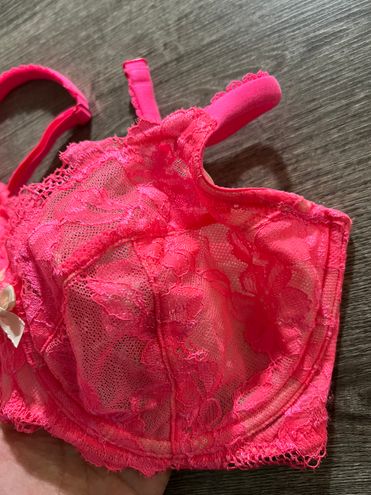 Victoria's Secret Bra 32 DDD ⚡️ Mint Condition Size 32 F / DDD - $20 - From  Mat K