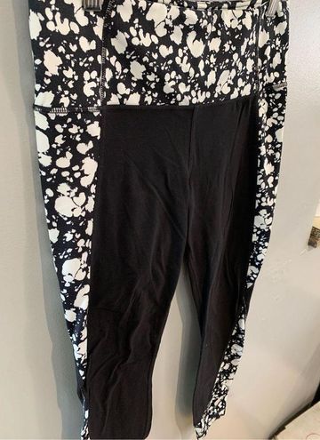 Athleta Medium Athleisure Leggings-Yoga Black/White Spots