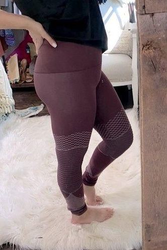 Spanx burgundy leggings size large - $34 - From Melinda