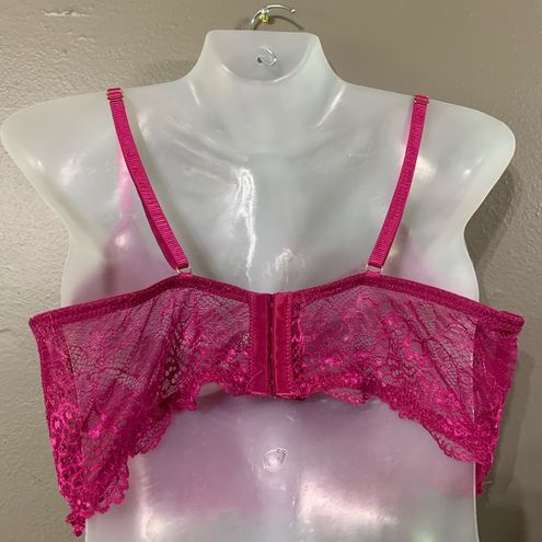 Daisy Fuentes Pink Lace Bra Size 38 C - $10 - From Nayely