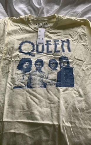 urban outfitters queen shirt