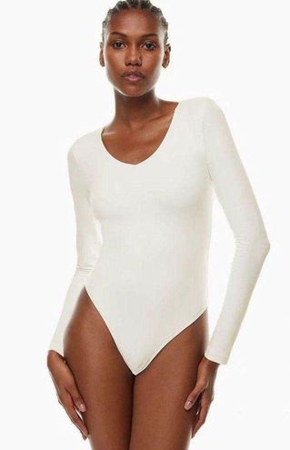 Aritzia Babaton Contour Bodysuit White Size XXS - $29 (50% Off Retail) New  With Tags - From Maddy