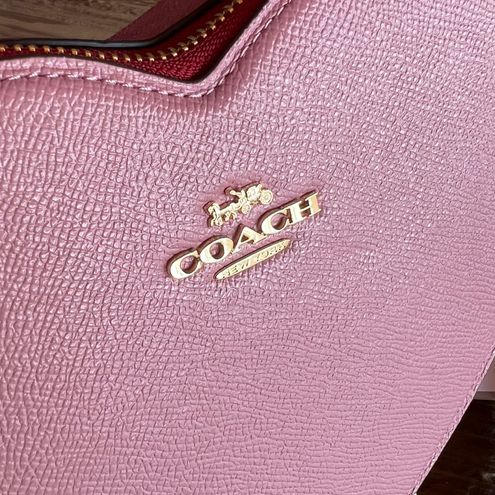 Coach very cute Heart Crossbody In Colorblock NEW Pink Size One Size - $490  - From Alessandra