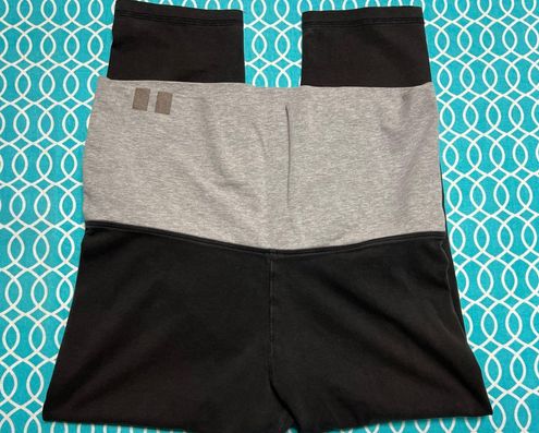 Victoria's Secret Leggings $20