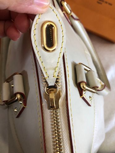 LOUIS VUITTON Suhali Lockit PM Bag – Collections Couture