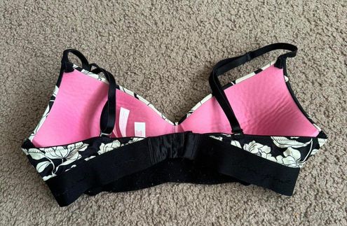 Victoria’s Secret PINK// Wear Everywhere Wireless Lightly Lined Bra