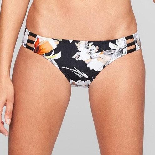 Details about New With Tags Athleta High Leg Swim Bottoms Black Size XL Details about New With Tags Athleta High Leg Swim Bottoms Black Size XL
