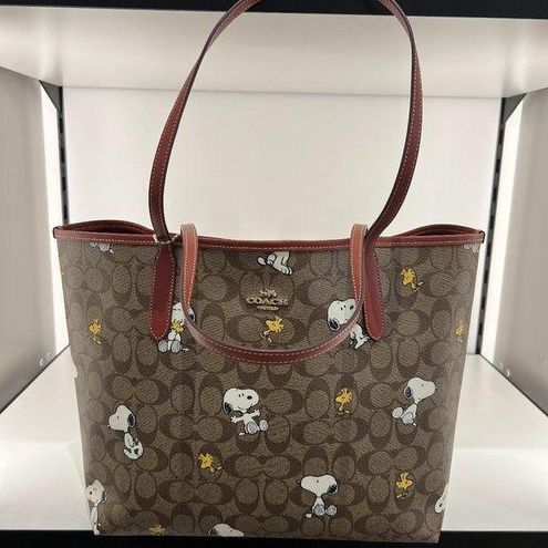 Coach x Peanuts City Collaboration Snoopy Tote Bag Limited Edition