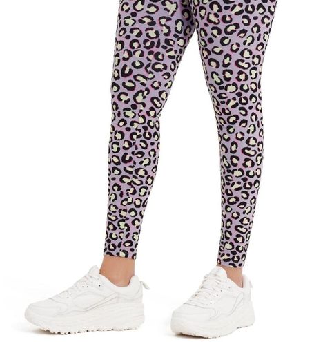 UGG NWT Saylor Leggings Black Spotty Size L - $55 New With Tags - From  Katelyn