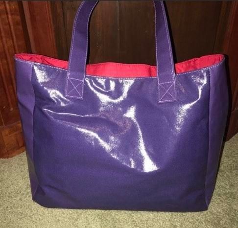 MARC JACOBS "LOLA" Women's Purple Tote Bag/Red