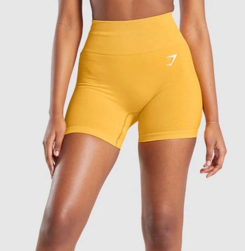 Gymshark Vital Seamless 2.0 Shorts - Yellow - NWT!