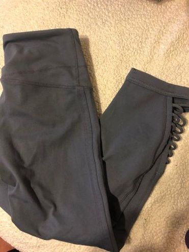 Zella Gray Cut Out High-Waisted Leggings Size XS - $13 (89% Off Retail) -  From Ecoartsy