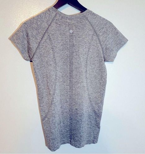 lululemon - Swiftly Tech Short Sleeve 2.0 Grey on Designer Wardrobe