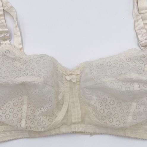 Vintage 1950s 60s Sno-flake Bow Bra by Bali Sheer Flower 2601