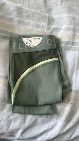 OFFLINE by Aerie Solid Green Leggings Size XL - 59% off