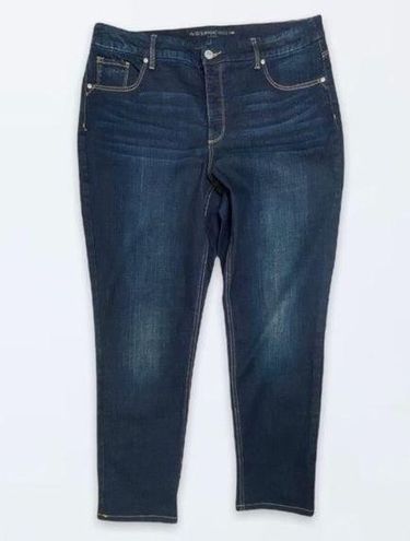 Chico's So Slimming Girlfriend Ankle Jeans 14 - $28 - From Elsa