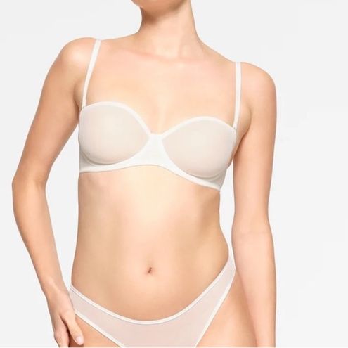 SKIMS ULTRA FINE MESH STRAPLESS BRA nwt size 34b - $34 New With Tags - From  Marissa