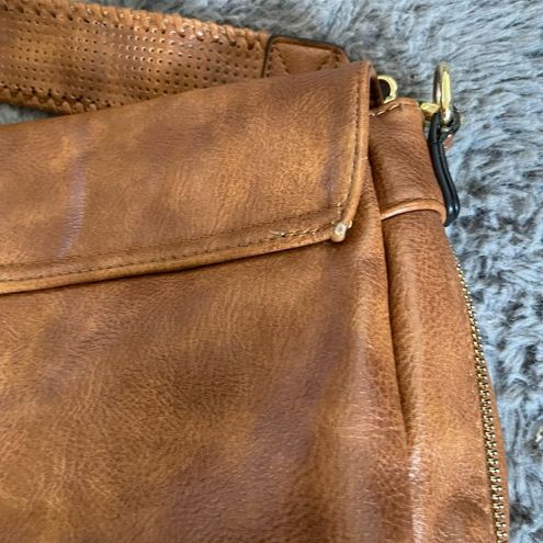 Steve Madden “BTEENIE” crossbody, Vegan Handbag