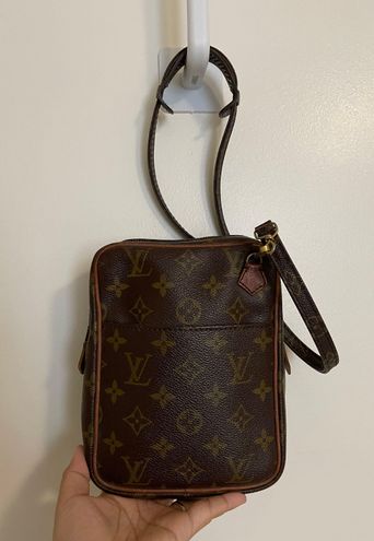 Louis Vuitton Authentic crossbody Bag Unisex Brown - $400 (78% Off Retail)  - From Kim