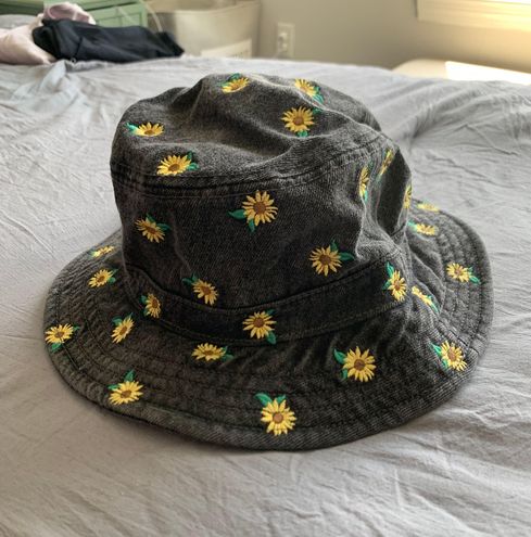 American Eagle Sunflower Bucket Hat 