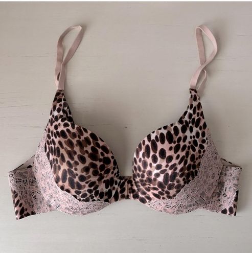 Victoria's Secret lined demi bra cheetah print w lace & rhinestone