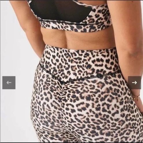 Zyia Cheetah Print Butt Scrunch High Waist Leggings 6-8 Size undefined -  $36 - From Kealy