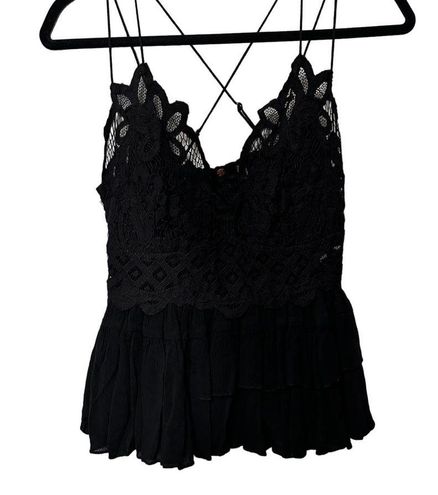 Free People The Adella Cami Black Lace Ruffled Tank Top in Black Medium NWT  $68 - $55 (19% Off Retail) New With Tags - From Kat