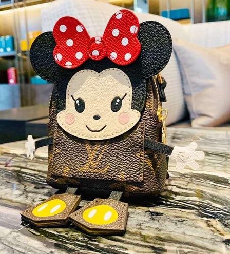 Handmade Minnie Mouse Louis Vuitton coin purse Brown - $192