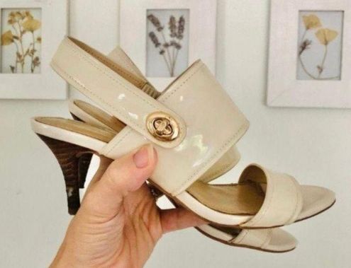 Coach Marla Sandals Cream Crossover Straps Gold Turnlock Dress