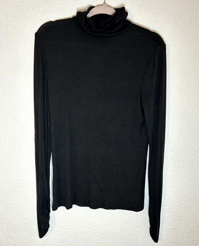 Jess Long-Sleeve Turtleneck Top