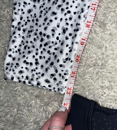 Balance Collection  White & Black Cheetah Print Athletic Leggings size  medium Multiple - $36 - From Ava