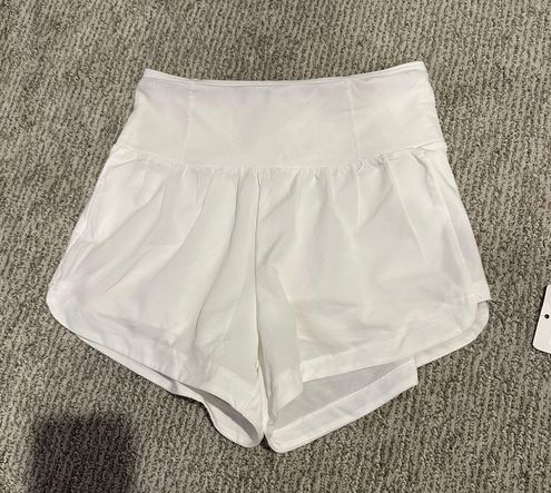 Lululemon Nulu And Mesh high Rise Yoga Short 3.5” White Size 2 - $30 (55%  Off Retail) New With Tags - From Mylee