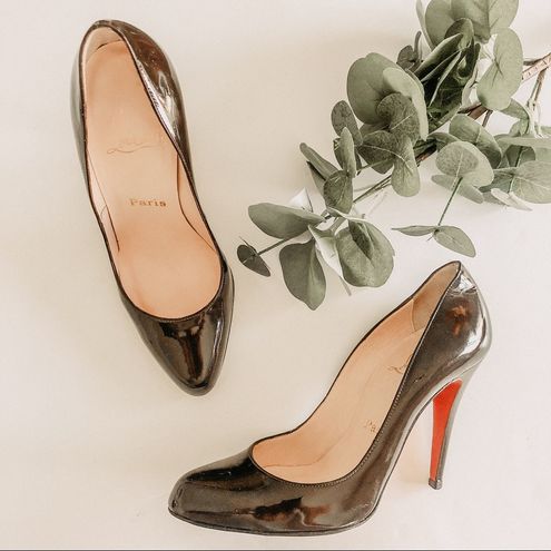 Christian Louboutin Black Decollete Classic Leather Patent Shoes Designer  Heels