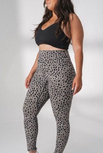 Balance Athletica Ascend Leggings in Snow Leopard Midnight Print