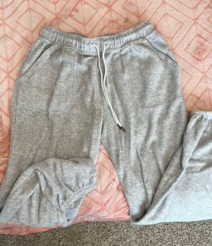 colsie sweatpants - $12 (40% Off Retail) - From kendall